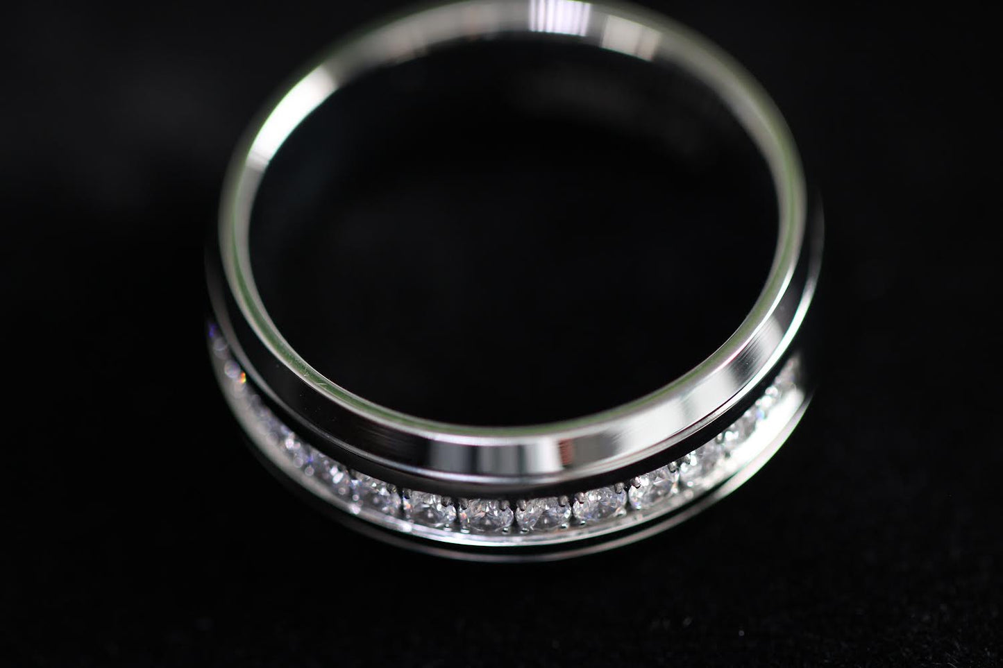 Chisel Stainless Steel Polished and Grooved with CZ 8mm Half Round Band