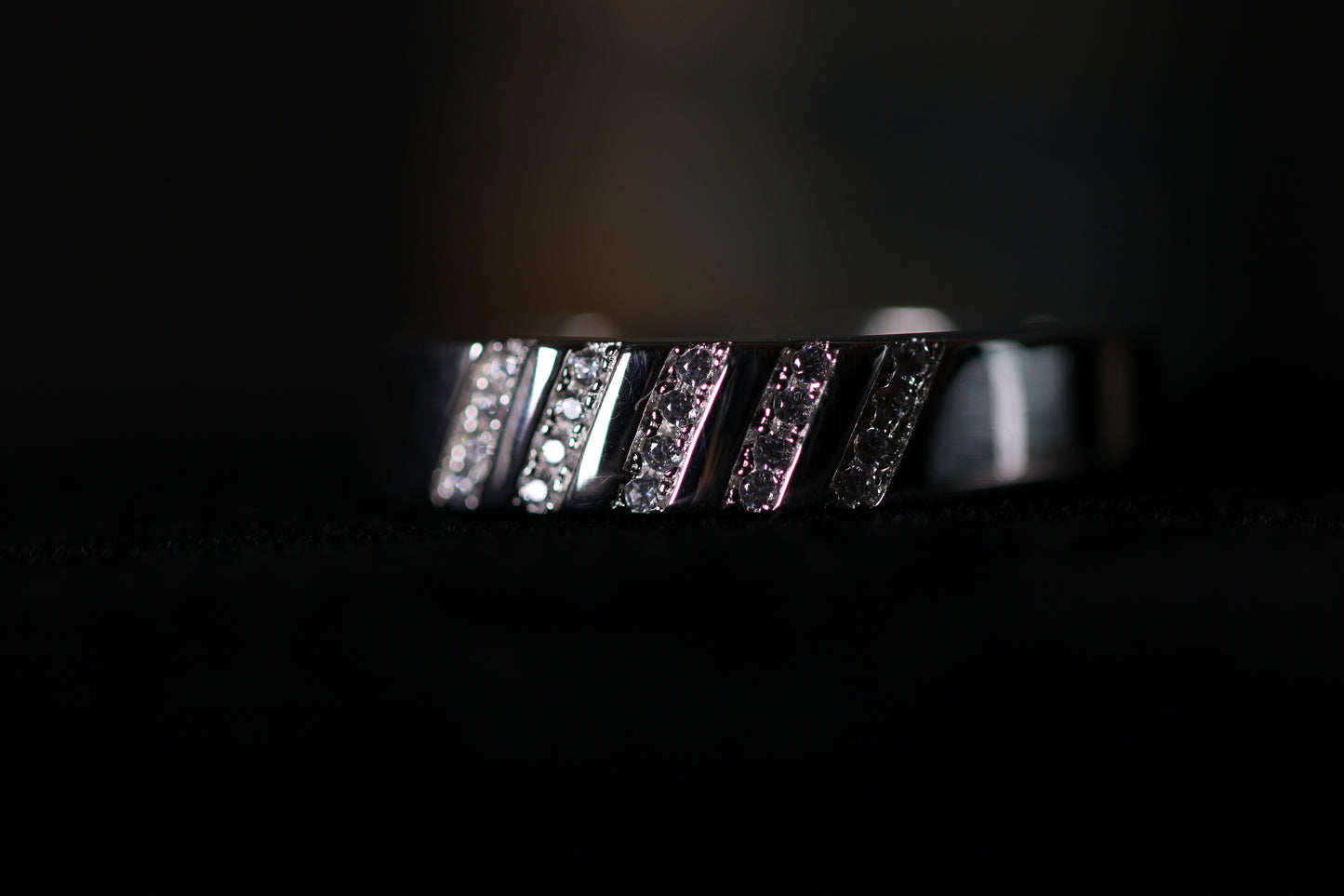 Brilliant Embers Sterling Silver Rhodium-plated 20 Stone Micro Pavé CZ Men's Ring