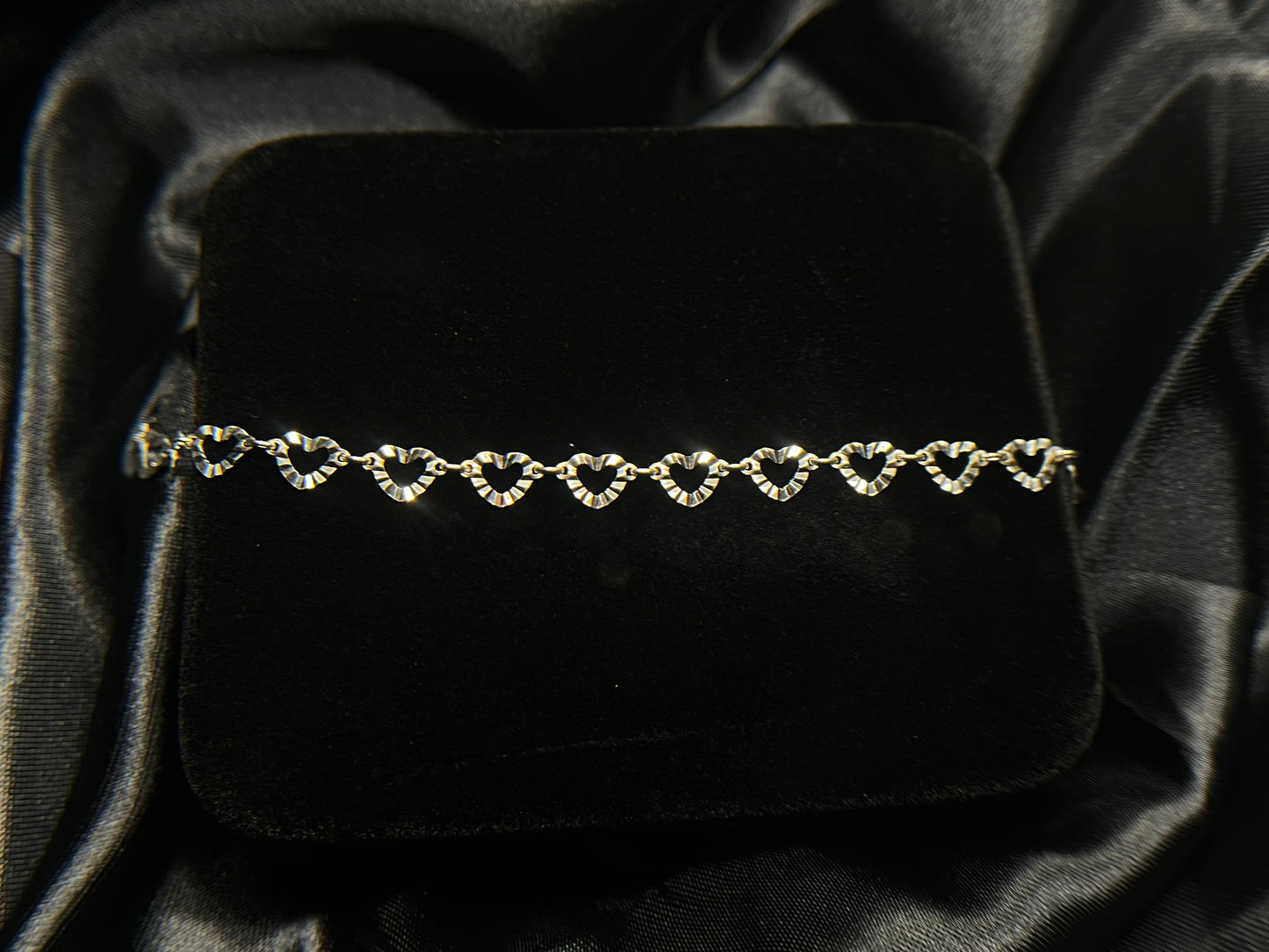 Silver Heart Bracelet for Women 18 cm