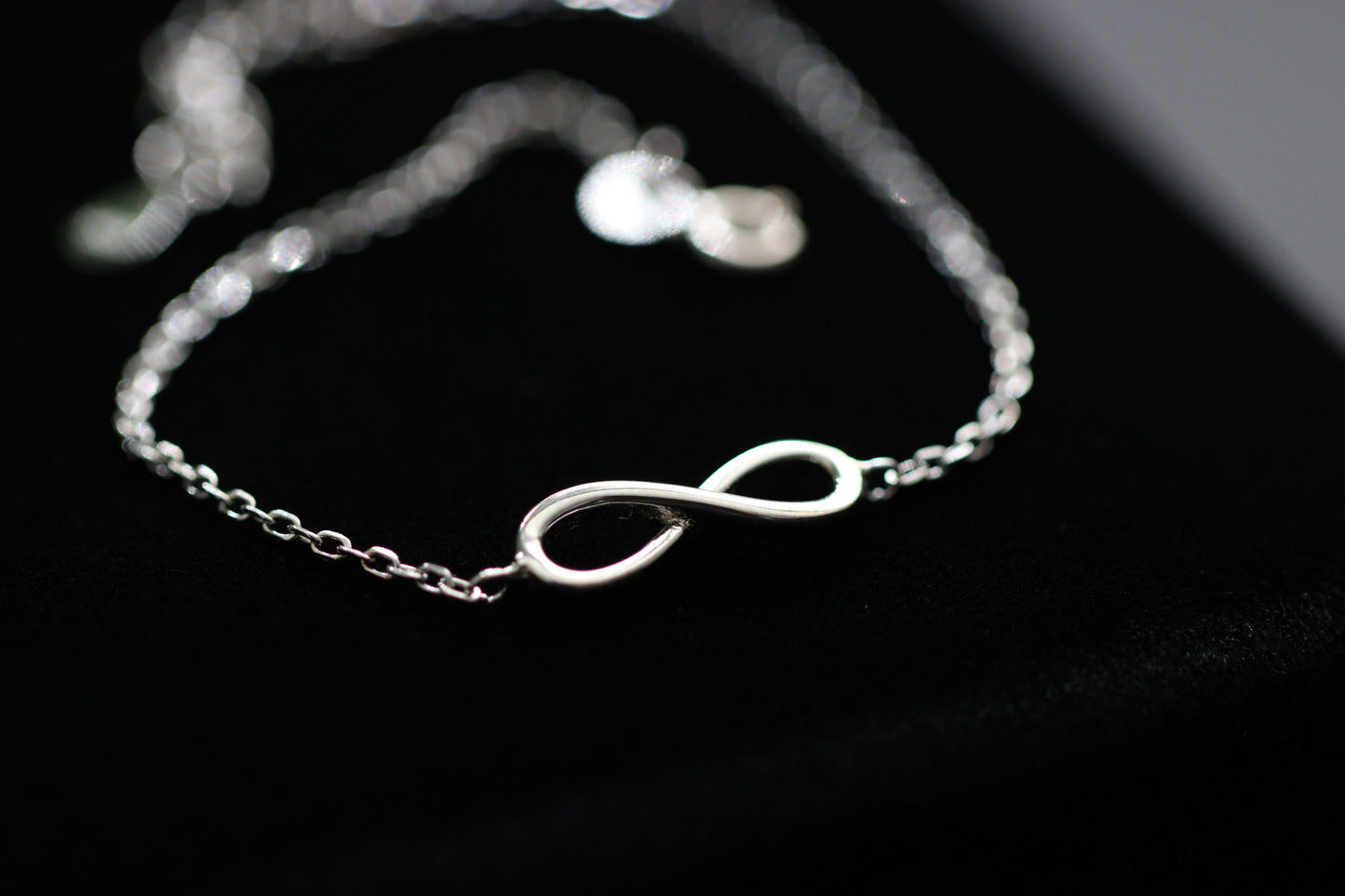 Thin Silver Infinity Bracelet For Women 20cm