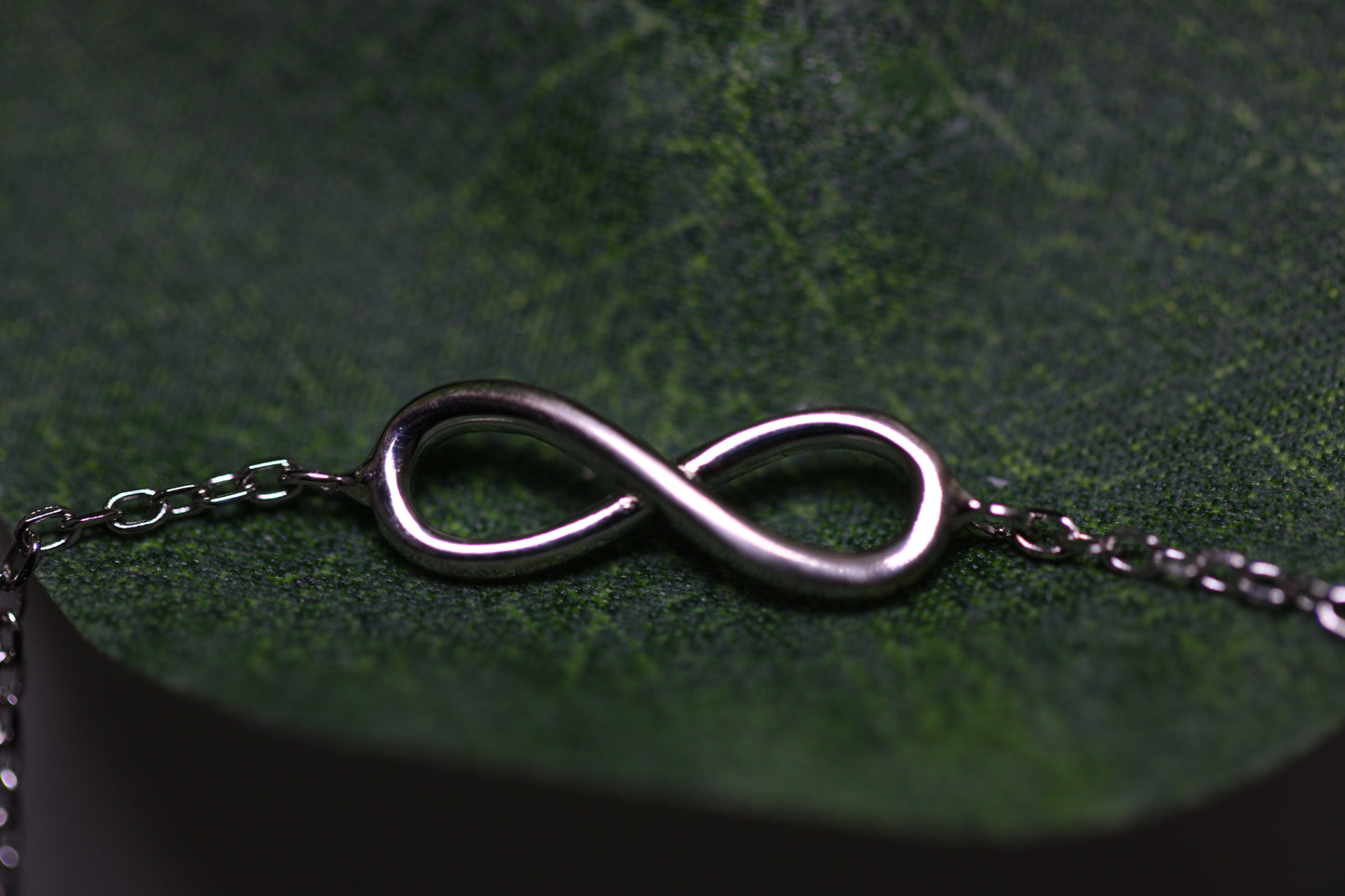 Thin Silver Infinity Bracelet For Women 20cm
