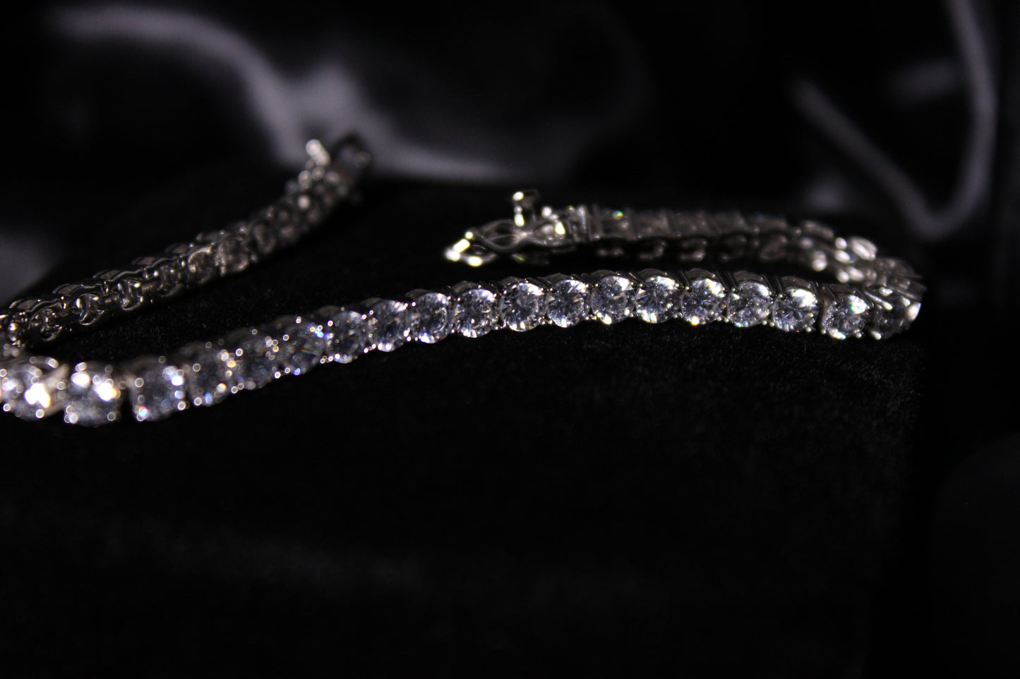 Sterling Silver Rhodium-plated 4mm CZ 7.5in Tennis Bracelet